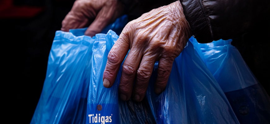 "From Grandmother's Kitchen to the Stage: Exploring Culinary Theater in Cyprus"